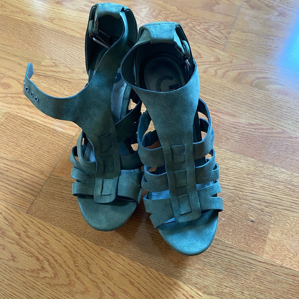 Heels G by Guess size 7.5